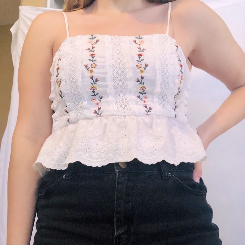 White crop top with flower/lace detail